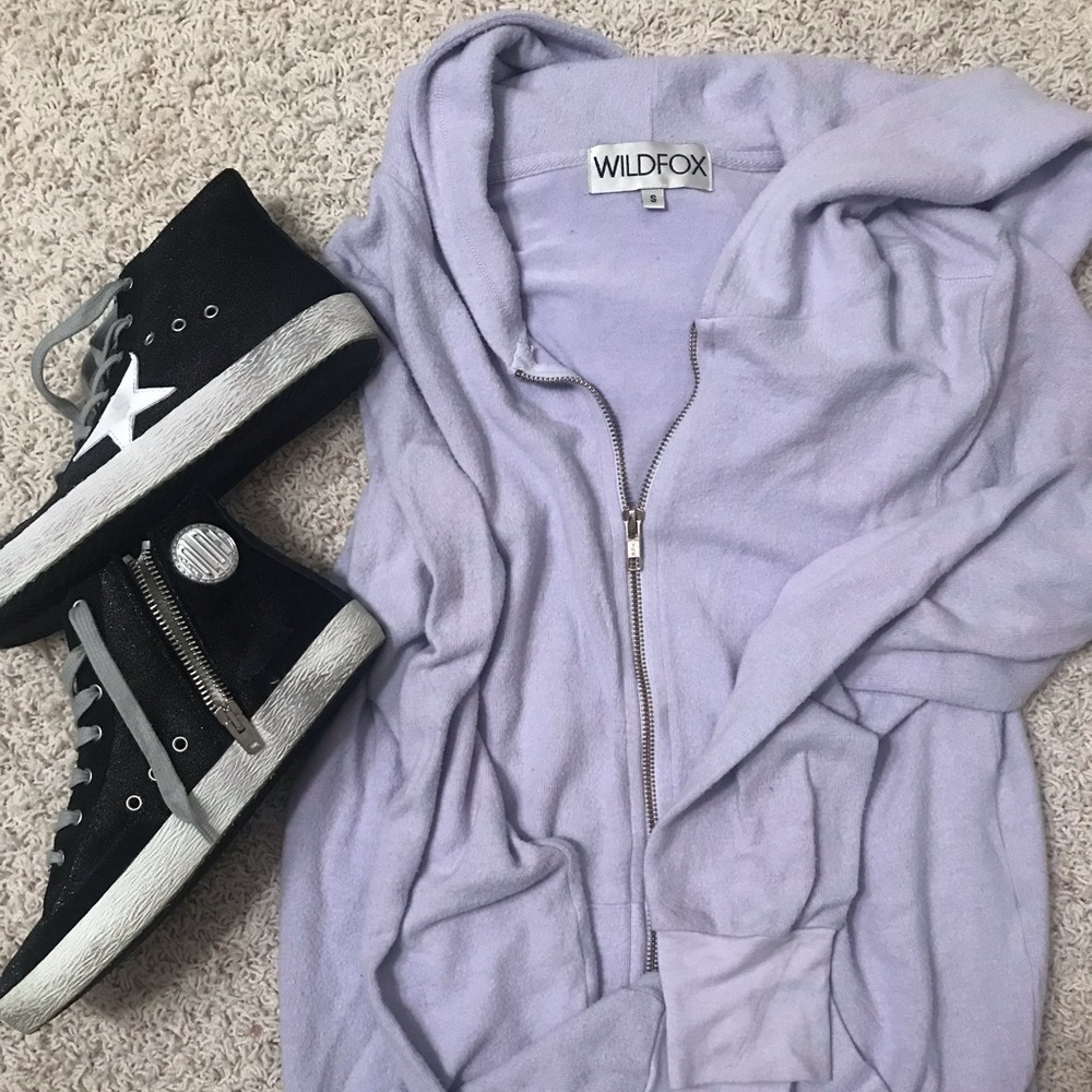 Wild fox zip up hoodie!